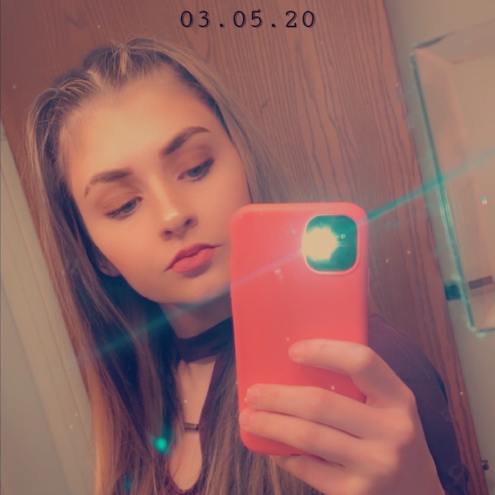 Meet your Posher, Mikayla